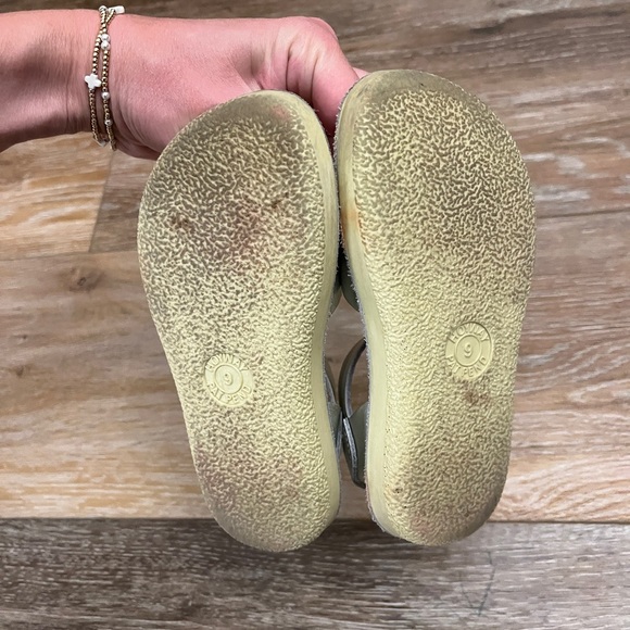 Kids Metallic Sandals saltwater size 9C SunSans - Picture 3 of 3